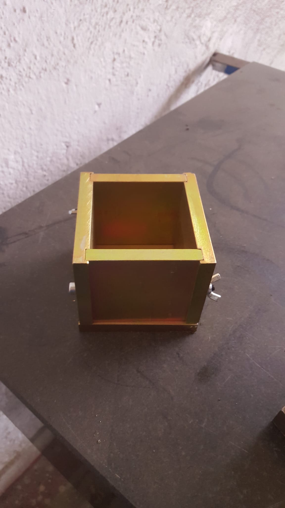 Cement Cube Mould ,70.7 x 70.7 x 70.7 mm, BS 5 Cement Cube Mould ,70.7 x 70.7 x 70.7 mm, BS - Image 5