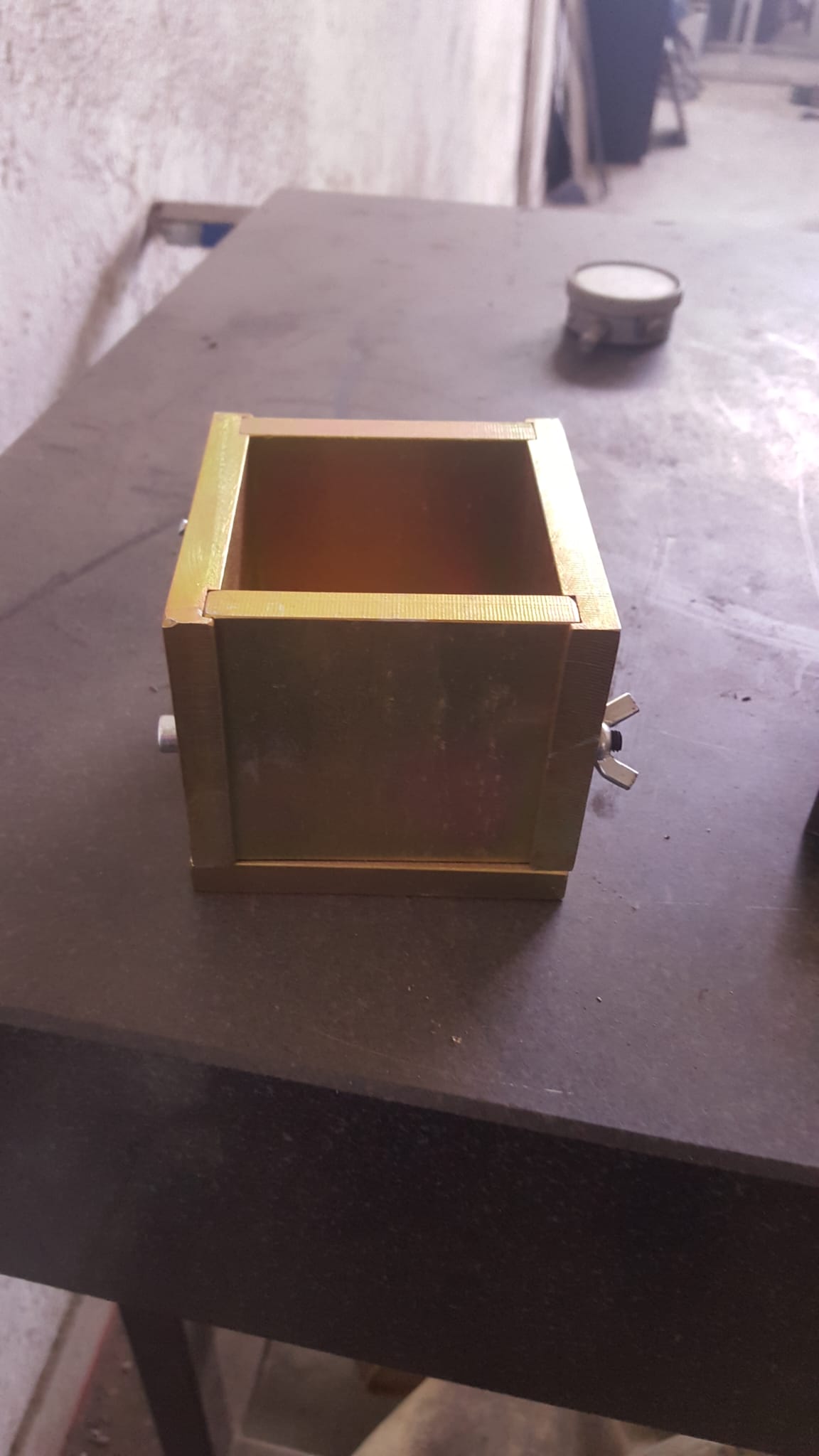 Cement Cube Mould ,70.7 x 70.7 x 70.7 mm, BS 3 Cement Cube Mould ,70.7 x 70.7 x 70.7 mm, BS - Image 3